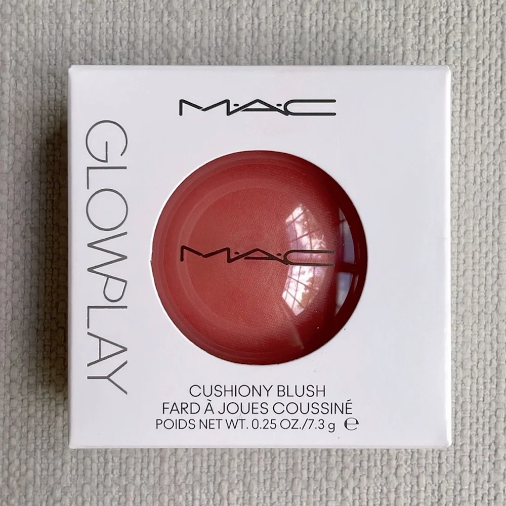 MAC Cosmetics Glow Play Cushiony Blush - that’s peachy
